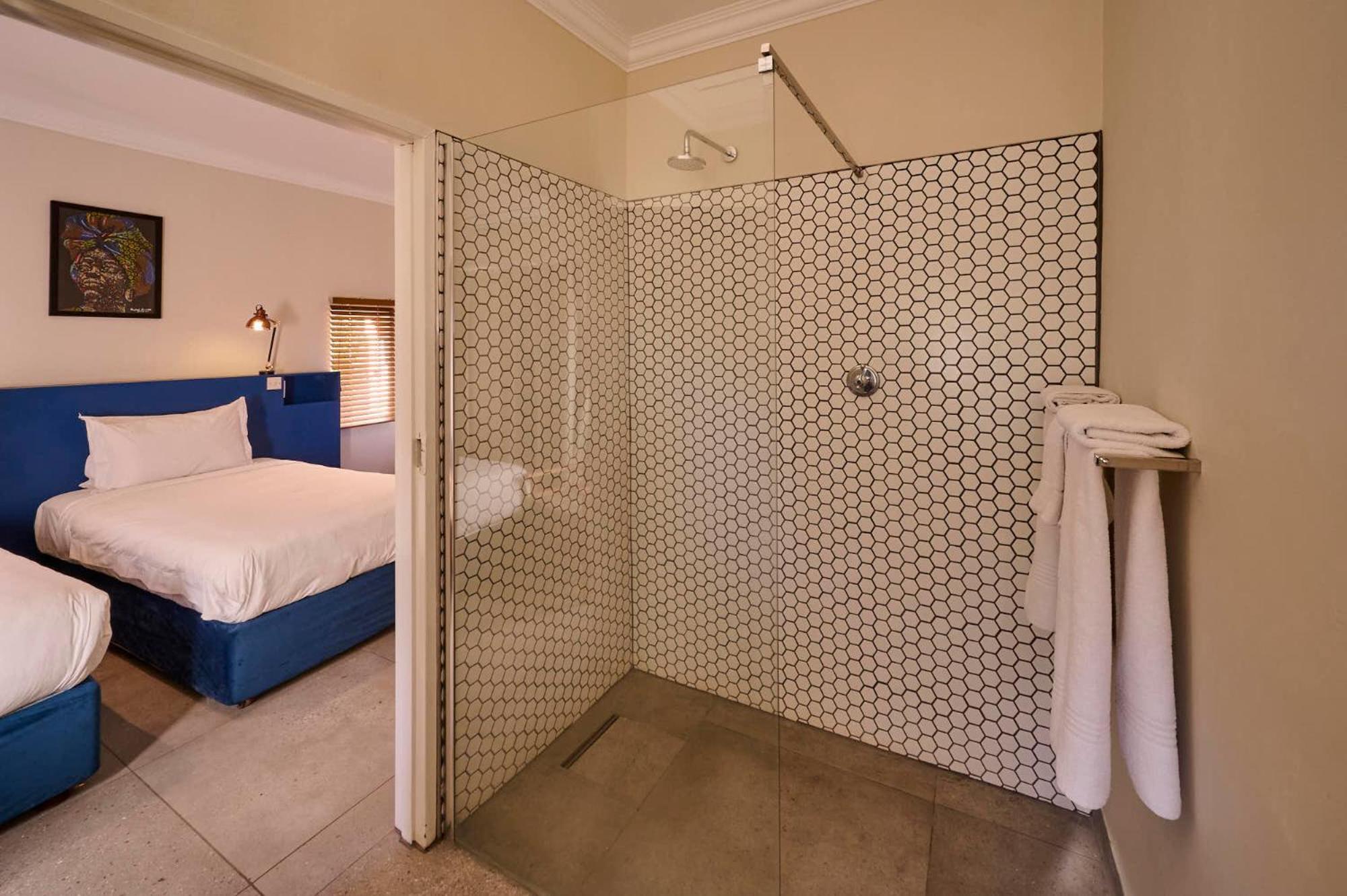 Sedia Hotel Maun Bagian luar foto