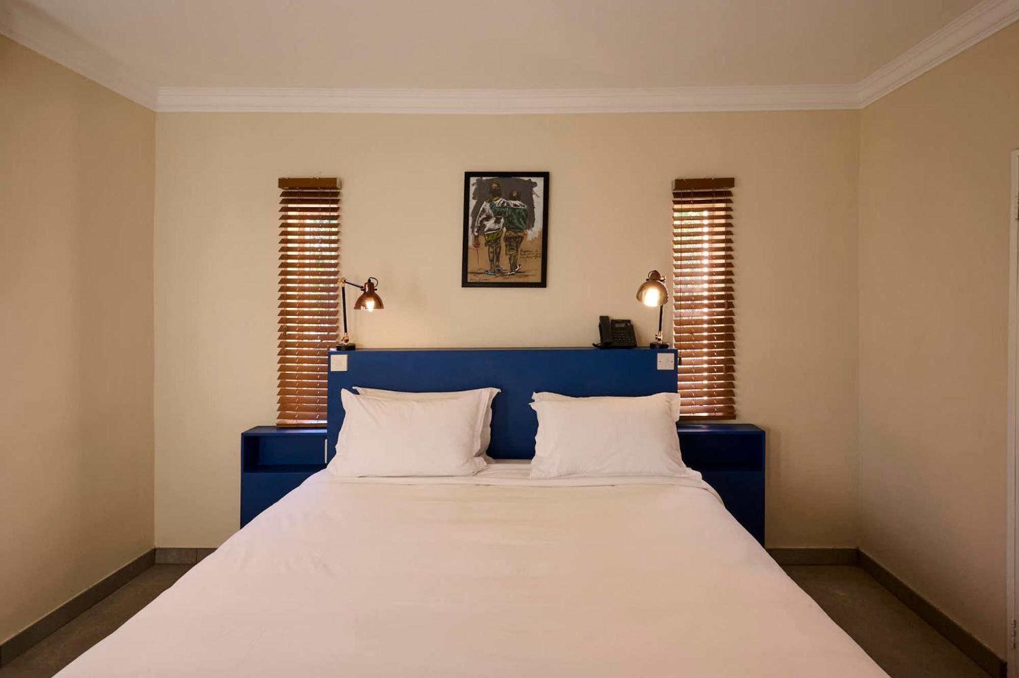 Sedia Hotel Maun Bagian luar foto