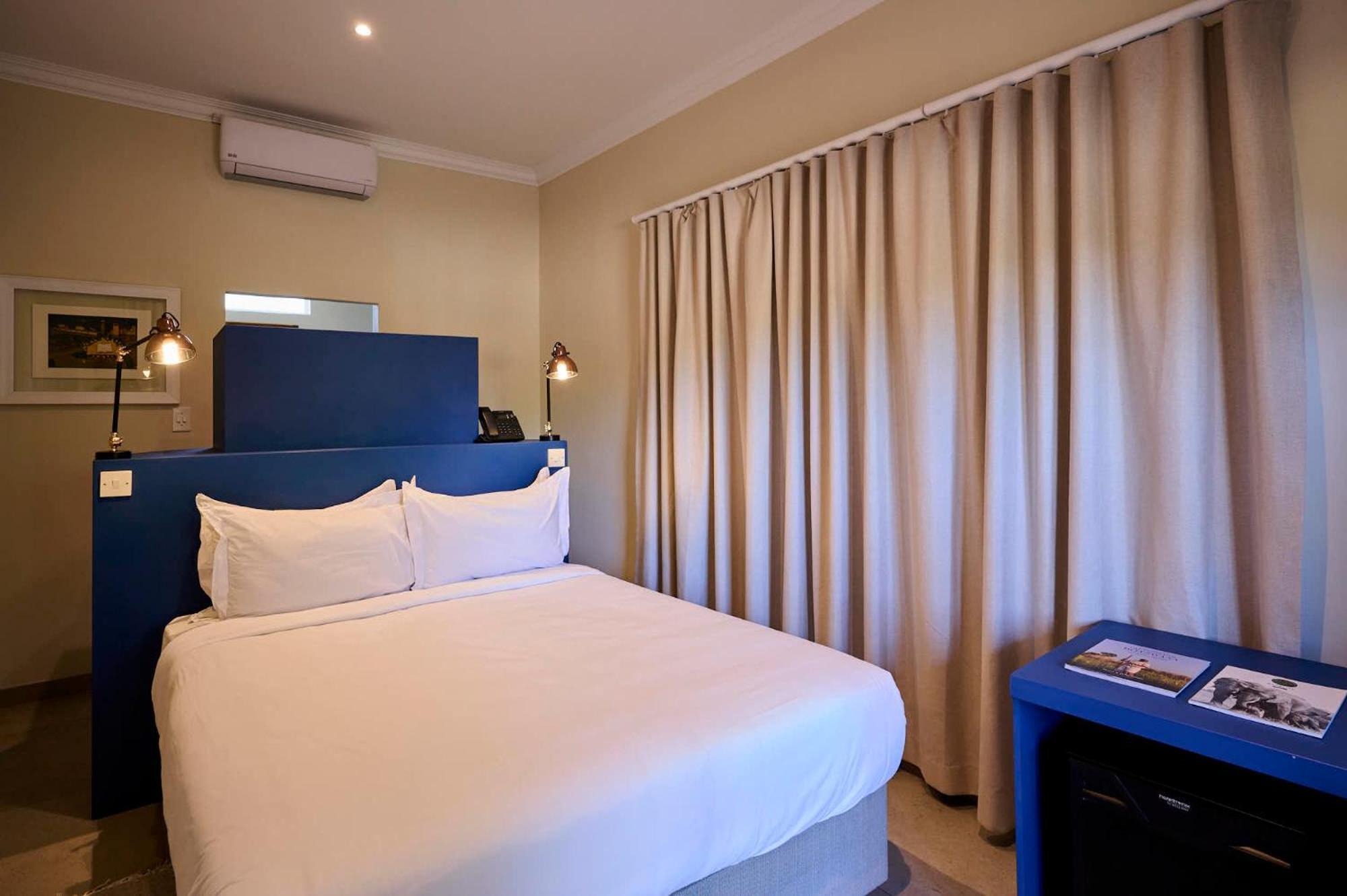 Sedia Hotel Maun Bagian luar foto